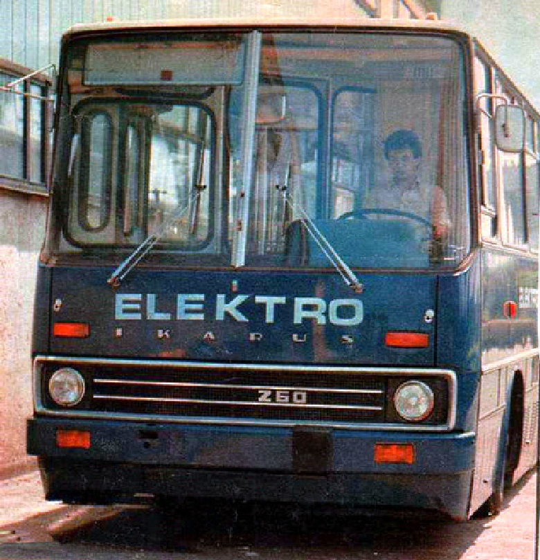 Гибридный автобус Икарус-260 на самом деле не являлся электробусом